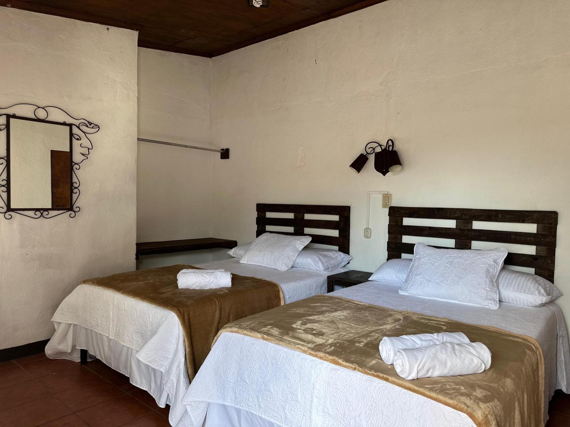 Hotel Casa Blanca Antigua Guatemala Exteriör bild